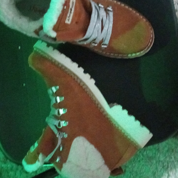 - Montelliana Boot - Picture 5 of 8